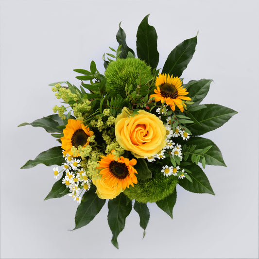 Frischer Blumenstrauß für 30 €